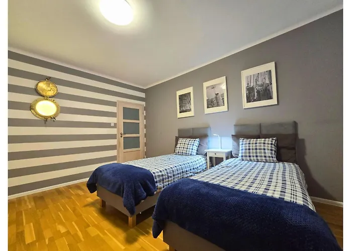 Aquarius - Latarnik Гдыня